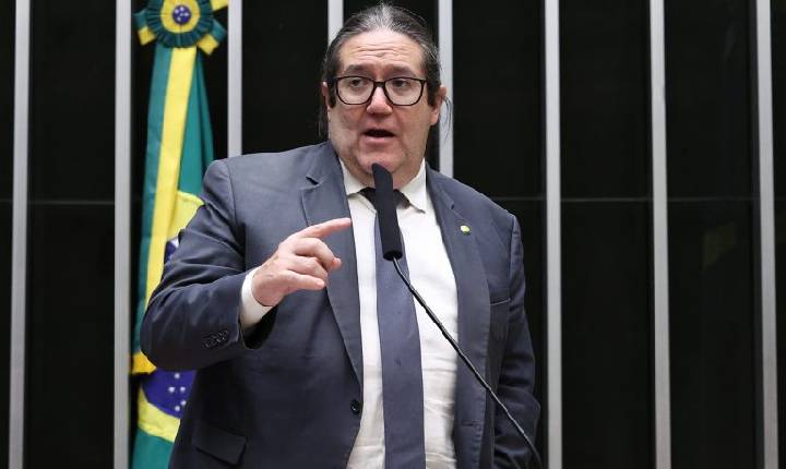 Comissão aprova prioridade para diagnóstico precoce e ensino específico para alunos com autismo