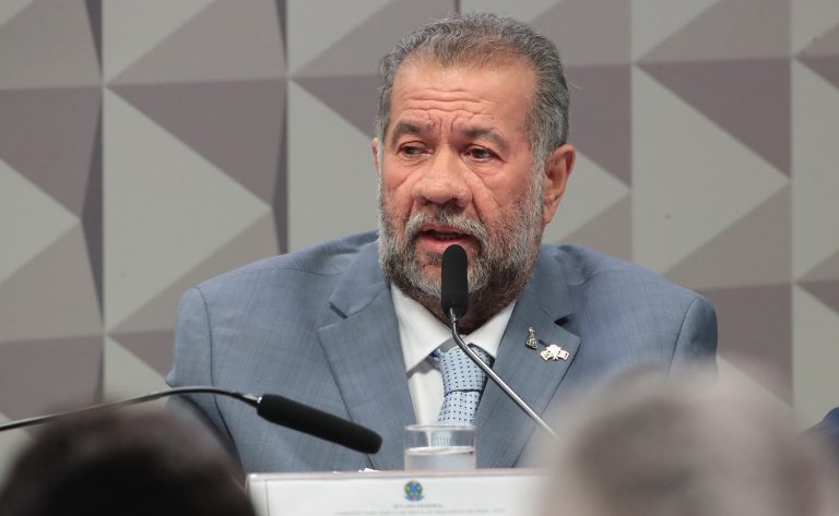 Lupi nega omissão e diz à CPMI do INSS que só percebeu “dimensão do problema” após ação da PF