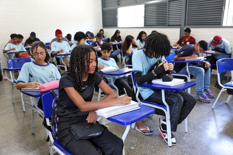 Pé-de-Meia: nascidos em maio e junho recebem 9ª parcela