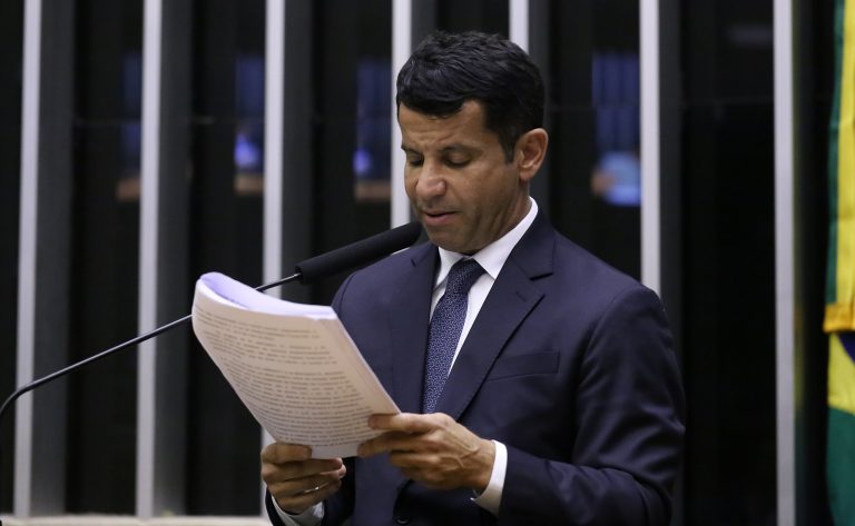 Relator de projeto sobre streaming defende atualização das regras para o setor; acompanhe