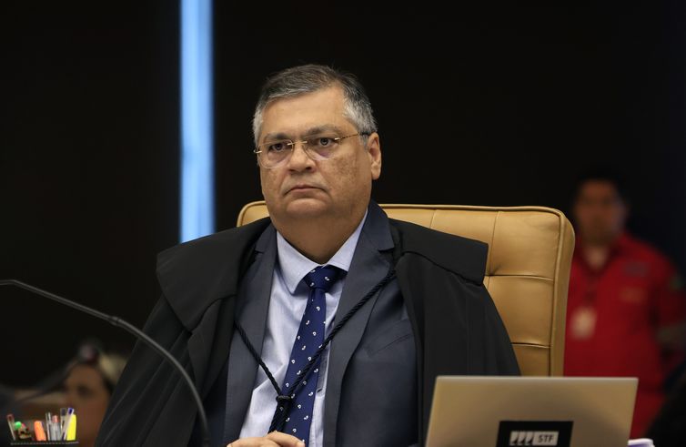 Dino pede explicação ao Legislativo e Executivo sobre desvios no Dnocs