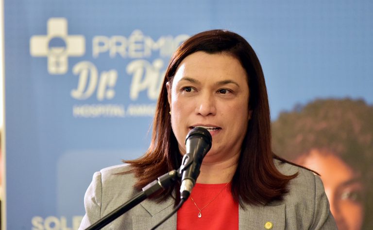 Comissão aprova carteira nacional para pacientes com doenças crônicas e transplantados