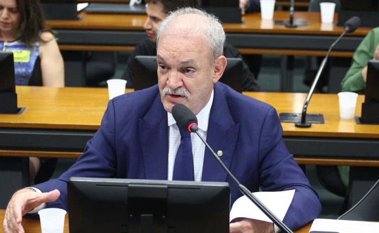 Comissão aprova direito de escolha do idoso na contratação de crédito